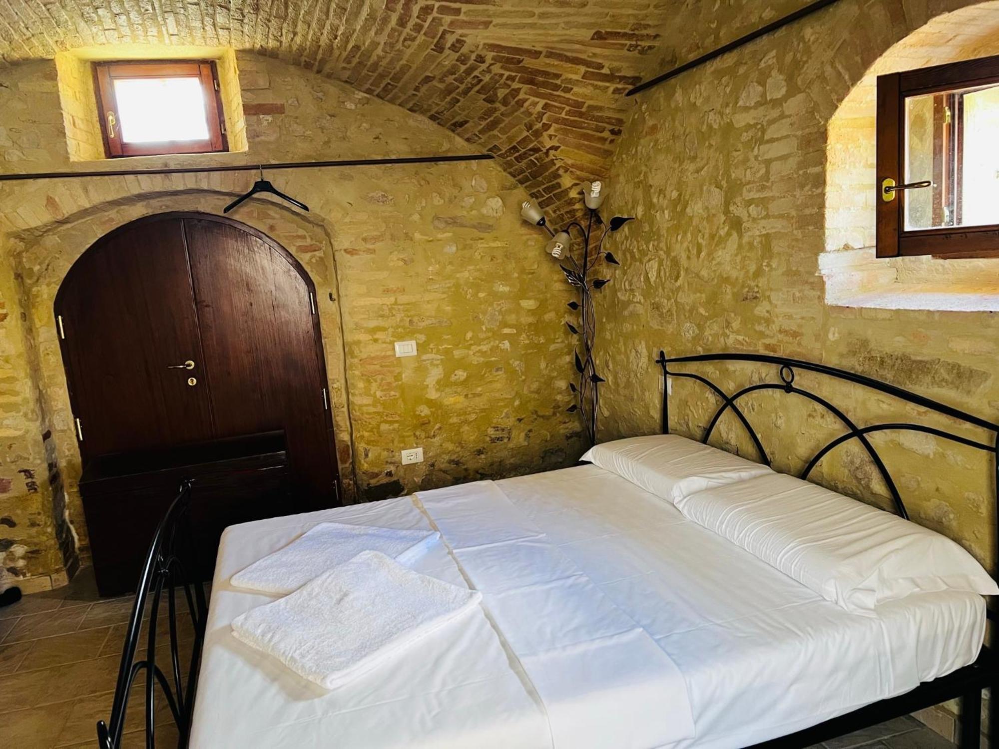 Lucky Garden Bed & Breakfast Bevagna Dış mekan fotoğraf